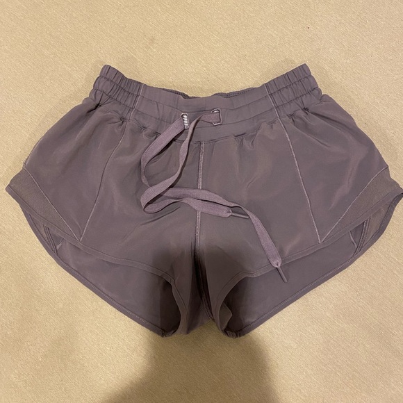 lululemon athletica Pants - Lululemon hotty hot shorts